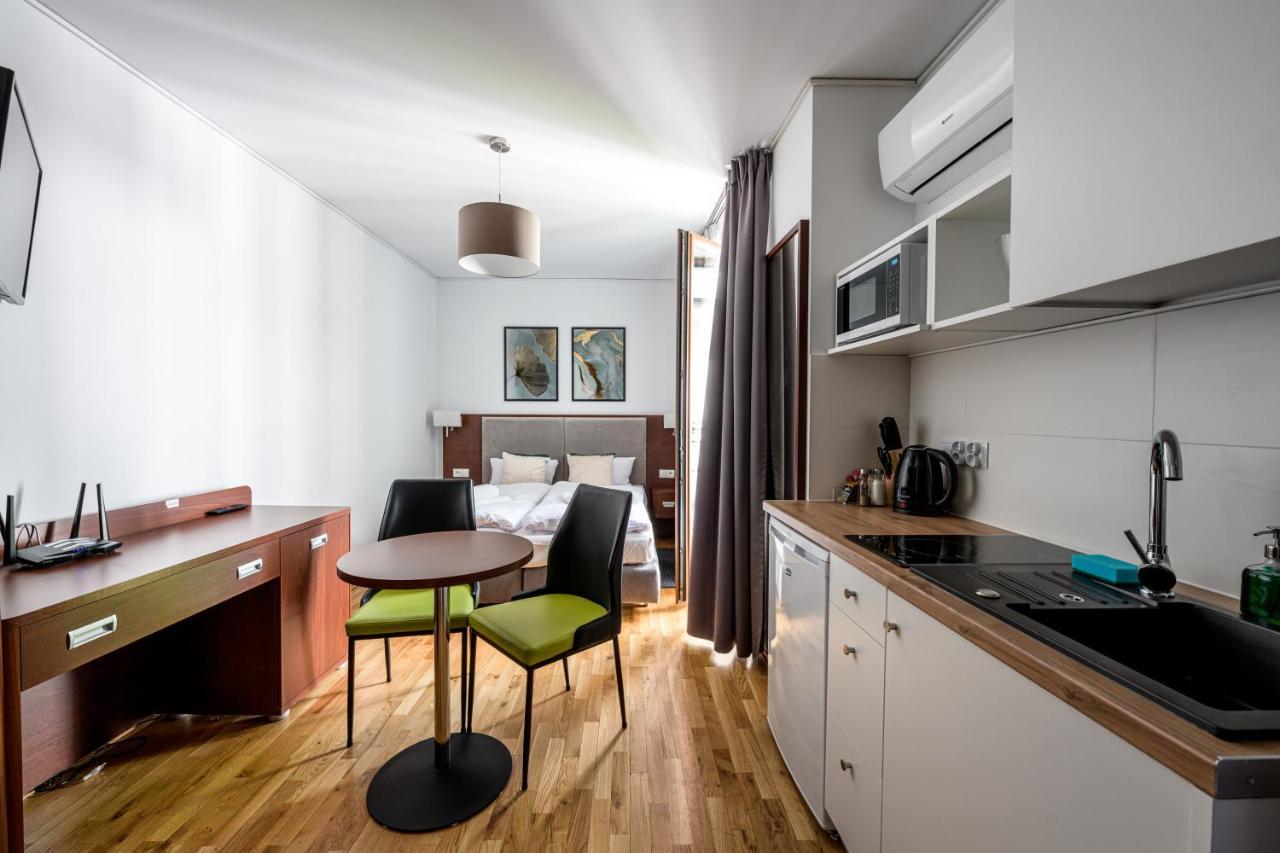 On/set Apartment *